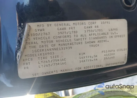 1992 Chevrolet Gmt-400 K1500 z USA, uszkodzony, nr VIN 1GCEK14K9NE131939